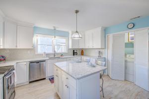 Gallery image of Mahi Beach in Holden Beach +15 photos