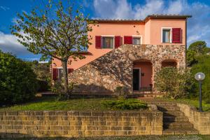 Gallery image of Villa Doddy nei pressi di Barbarossa in Porto Azzurro