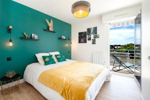 Postel nebo postele na pokoji v ubytování Chill & Cozy : enjoy the spot!