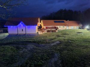 Foto dalla galleria di Pensiunea Dan-Ge-La a Sălaşu de Sus