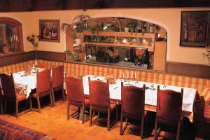 Restaurace v ubytování Hotel Restaurant Sidan