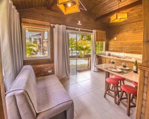 Χώρος καθιστικού στο Villa Suhr Cabanas