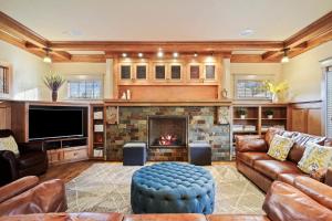 Posezení v ubytování Craftsman style Awbrey Home