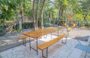 Detský kútik v ubytovaní Apartment in Jadranovo 41875