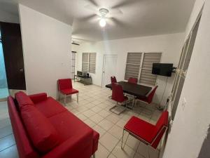 Atpūtas zona naktsmītnē New updated 2 Bedroom Apartment in Bayamon, Puerto Rico