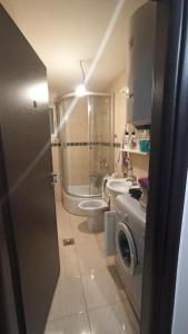 Ένα μπάνιο στο Martha`s place Drač +34 φωτογραφίες