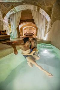 Swimmingpoolen hos eller tæt på Doda Artisanal Cave Hotel - Adults Only -