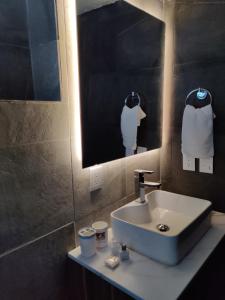 Koupelna v ubytování CHIFLON VILLAS + 37 fotografií