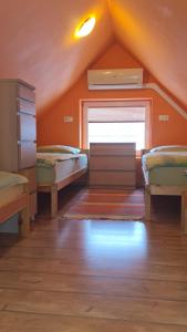 Säng eller sängar i ett rum på Valant Apartment