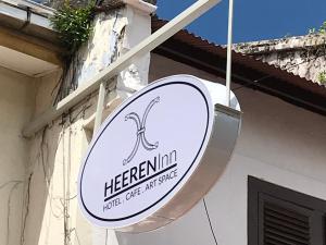 Certifikát, hodnocení, plakát nebo jiný dokument vystavený v ubytování Heeren Inn Melaka + 37 fotografií