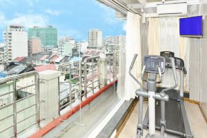 Fitness centrum a/nebo fitness zařízení v ubytování Hotel Grand United - 21st Downtown