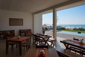 Balkón nebo terasa v ubytování Bungalow By The Beach