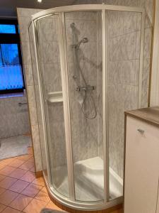 Koupelna v ubytování Haus Obernig + 37 fotografií
