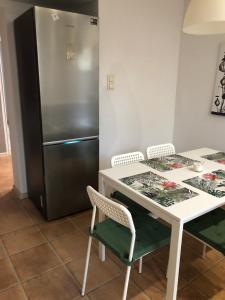 Kuchyňa alebo kuchynka v ubytovaní Apartament Lux-centrum