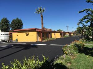 Gallery image of Royal Inn and Suites in Hemet