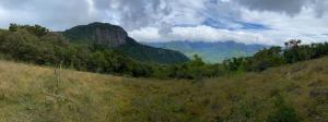 Paesaggio naturale nelle vicinanze del campeggio