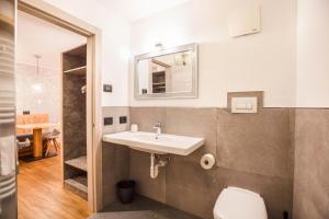 Ένα μπάνιο στο Chalet Osmar Suite 2