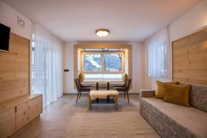 Posedenie v ubytovaní Apartments Armeri Black Dolomites