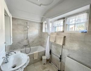 Łazienka w obiekcie Villa St. Oswald