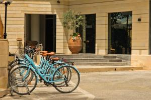 Jazda na bicykli v okolí ubytovania Minos Hotel