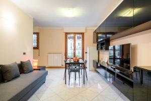 Χώρος καθιστικού στο Comfortable Flat with Terraces +7 φωτογραφίες