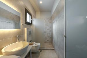Gallery image of Pearl Inn Hotel by Pearl Hotel Collection in Imerovigli