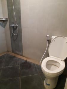 Phòng tắm tại Wisma Diyan Indah