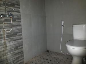 Phòng tắm tại Wisma Diyan Indah