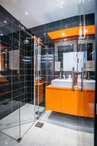 Bilik mandi di MAGICO Rooms & Apartments