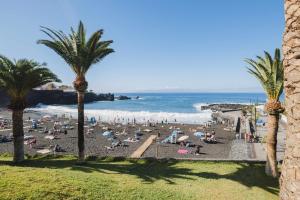 Kép Dúplex con piscina junto al mar szállásáról Puerto de Santiagóban a galériában