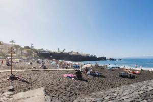 Kép Dúplex con piscina junto al mar szállásáról Puerto de Santiagóban a galériában
