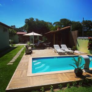 Bazén v ubytování Flats Casa Verde nebo v jeho okolí
