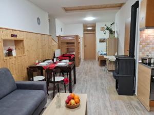 Kuchyňa alebo kuchynka v ubytovaní aPARTment chLEEW (1844)