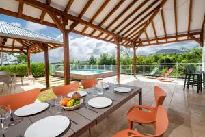 Hồ bơi trong/gần Villa Saint Corentin - 4 étoiles - Cap Est