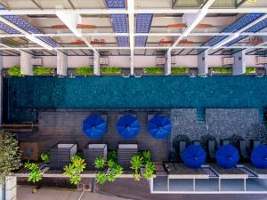 Hotel Indigo Phuket Patong by IHG的休息区