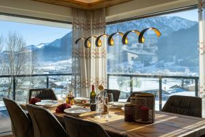 Reštaurácia alebo iné gastronomické zariadenie v ubytovaní Panoramasuite Brixental - Brixen im Thale