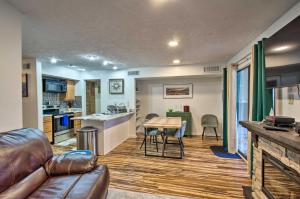 1st-Floor Wintergreen Resort Condo with Balcony