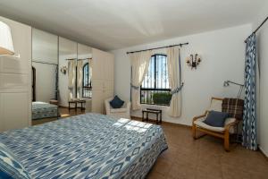 Postel nebo postele na pokoji v ubytování Las Lilas, Nerja + 23 fotografií