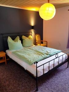 Letto o letti in una camera di Ferienwohnungen Zechmeister