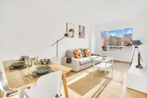 A seating area at Cozy space in the heart of Corralejo