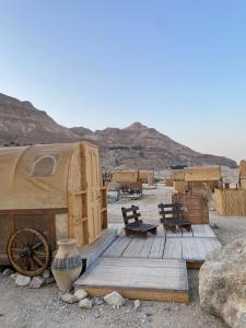 Afbeelding uit fotogalerij van Badolina Ein Gedi Glamping in Ein Gedi