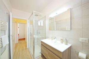 A bathroom at DolceVita Apartments N 285