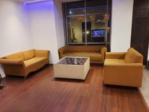 Posezení v ubytování Zenith Hotel - Delhi Airport