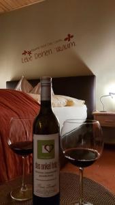 Postel nebo postele na pokoji v ubytování B&B Hotel das onkel fritz