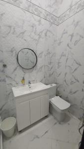 Kúpeľňa v ubytovaní Soho Apartments Lviv