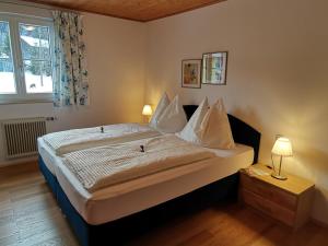 Katil atau katil-katil dalam bilik di Aparthotel Landhaus Schwaighofer