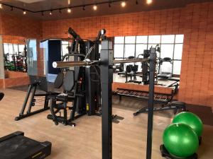 The fitness centre and/or fitness facilities at Apartamento moderno