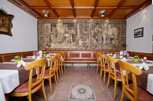 Restaurace v ubytování Hotel Zur Schmiede