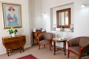 O zonă de relaxare la Three Gables Guesthouse