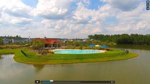 Bazén v ubytování Relax & Unwind Near Savannah nebo v jeho okolí